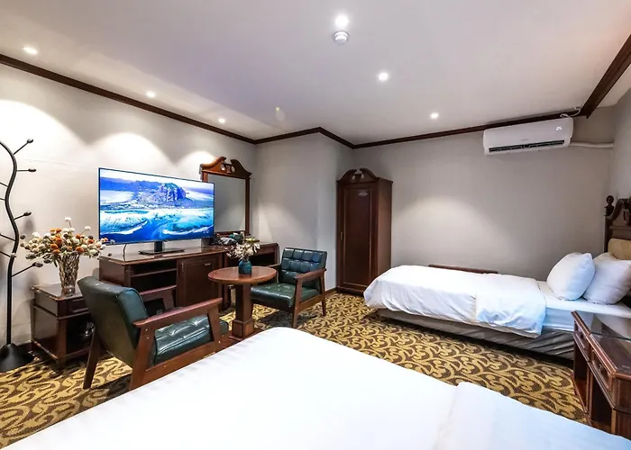 New Cheonji Hotel