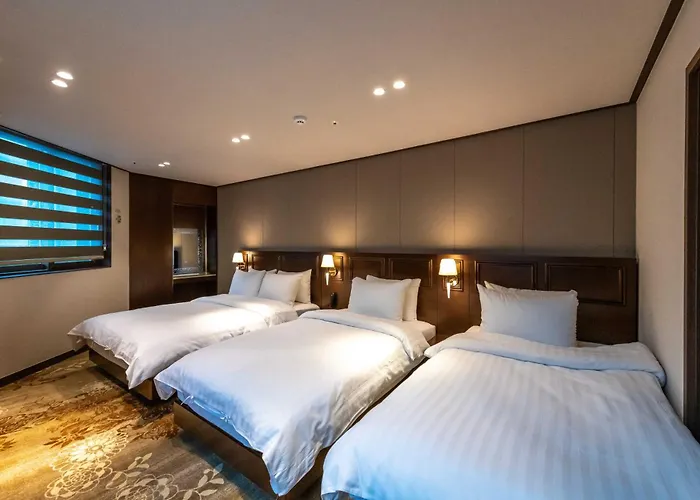 New Cheonji Hotel 3*