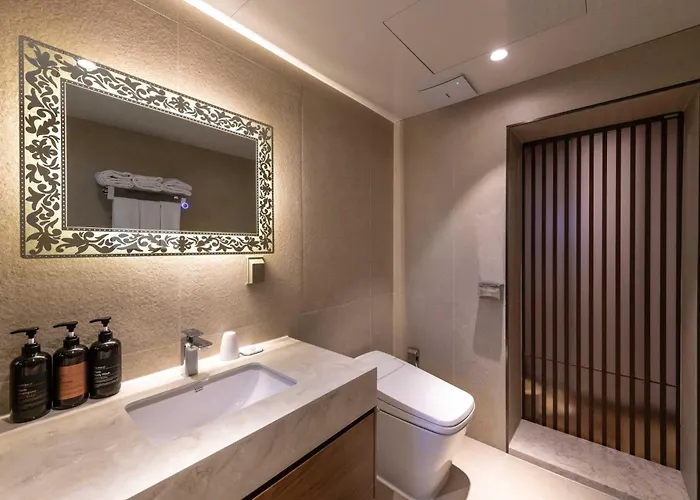 Hotel New Cheonji 3*