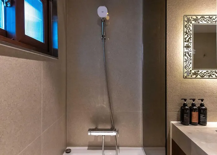 New Cheonji Hotel 3*